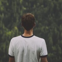T-shirt z kontrastową lamówką Retro